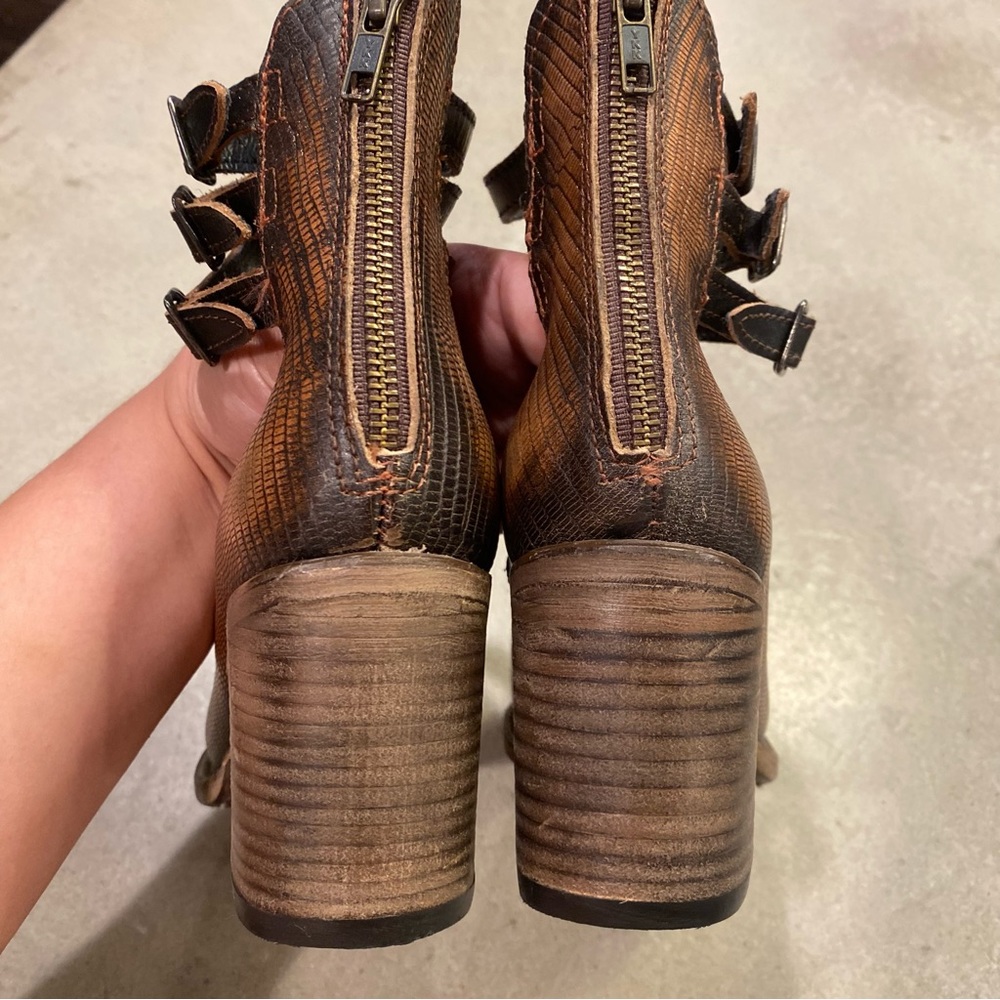 Freebird by Steven Copper Brown Textured Leather Heels - Picture 9 of 16